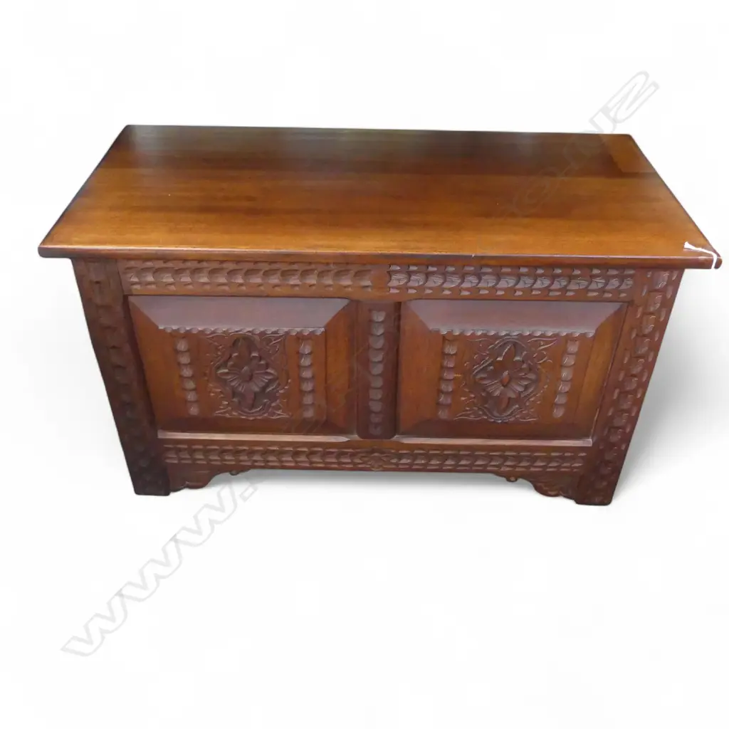 CARVED WOODEN BLANKET BOX 930x450x530mm Image 1++
