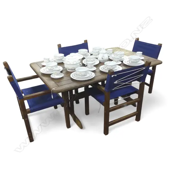 OUTDOOR TABLE + 4 CHAIRS 1610x1020x680mm