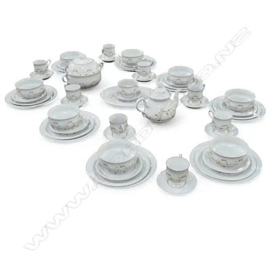 DENBY AVIGNON 8 PLACE DINNER SET