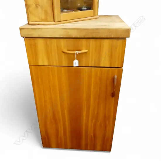 CUSTOM LAMINATE CABINET ON CASTERS w. BUTCHERS BLOCK 570x430x915mm