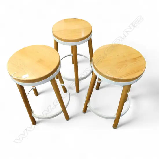 3 MODERN WOOD & WHITE METAL BAR STOOLS BY CINTESI H.665mm