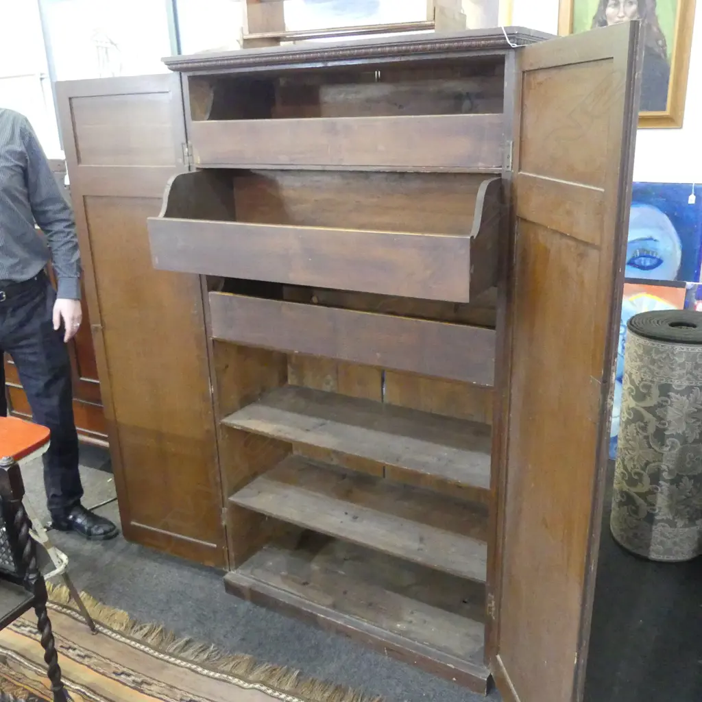 LINEN CUPBOARD 940x410x1620mm Image 1++