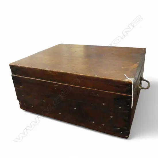OLD WOODEN BOX 575x465x260mm