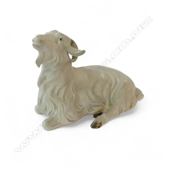 ORIENTAL CERAMIC GOAT w. CELADON GLAZE L.220mm, FOOT REPAIRED + WOODEN BOX