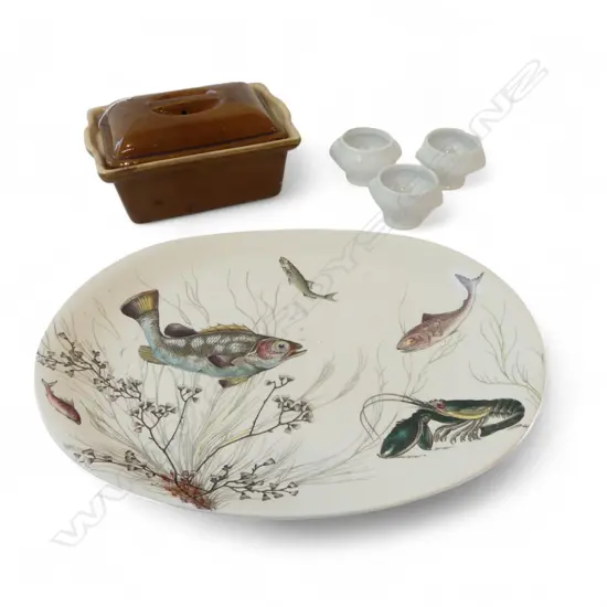 JOHNSON BROS. FISH PLATTER W.410mm, FRENCH LIDDED TUREEN, 3 RAMEKINS