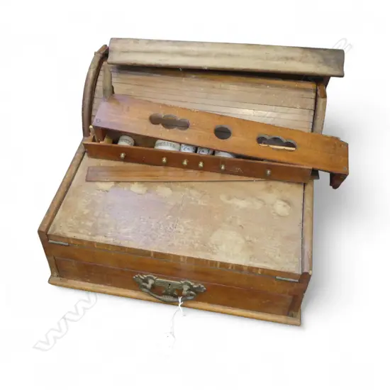 ANTIQUE MAHOGANY COMPENDIUM, ATTN. REQUIRED W.455mm