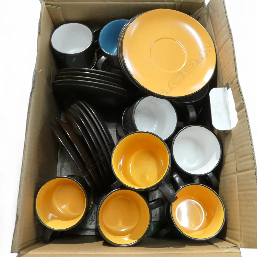 MIKASA COFFEE CUPS & SAUCERS Image 1++