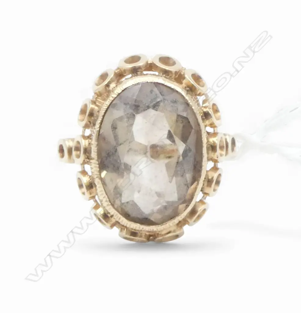 VINTAGE 9ct GOLD & large facetted SMOKEY QUARTZ RING 4.62 GMS SIZE P Image 1++