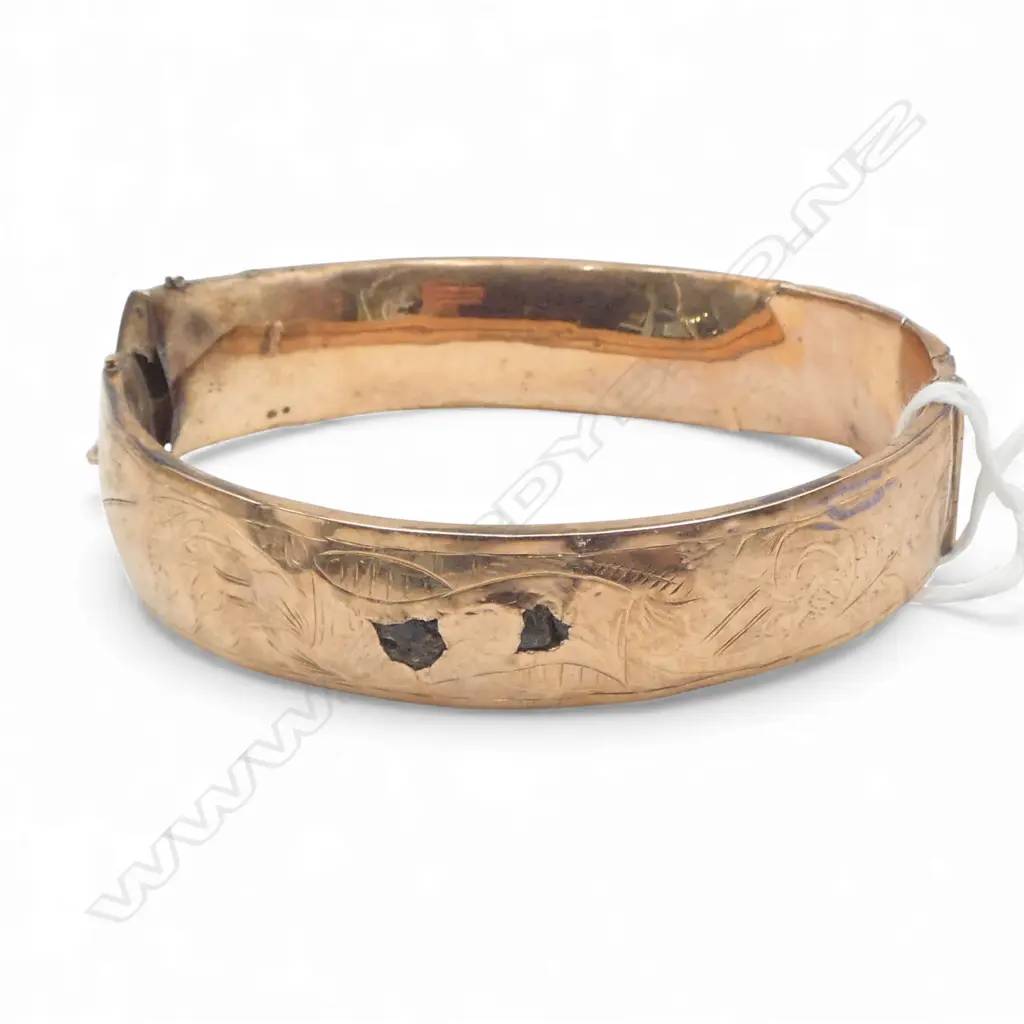 9ct GOLD FILLED HINGED BANGLE scrap only v. distressed 16.98gms Image 1++