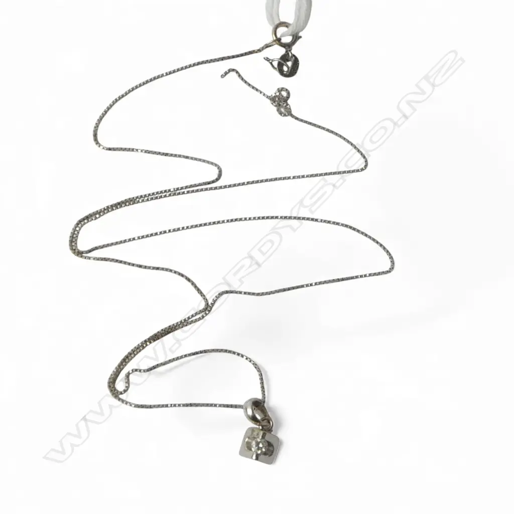 14ct WG NECKLACE (1gm) AF w. 18CT WG DIAMOND PENDANT (0.75gm) Image 1++