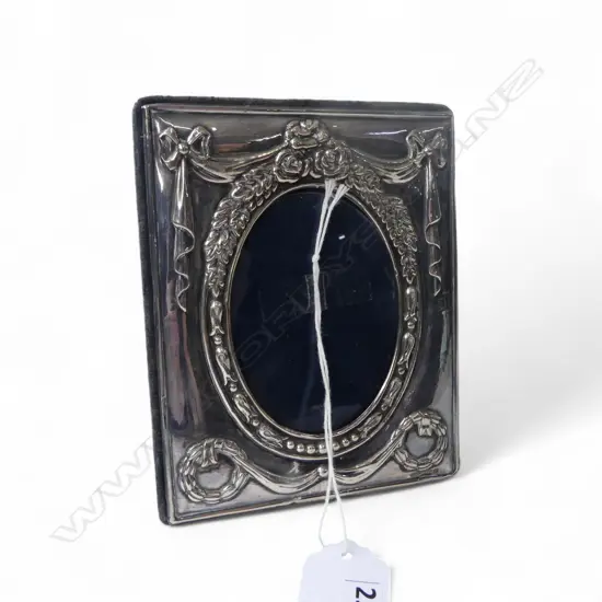 STG SILVER PHOTO FRAME, SHEFFIELD 1992 130x105mm