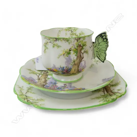ROYAL ALBERT 'GREENWOOD TREE' TRIO w. BUTTERFLY HANDLE