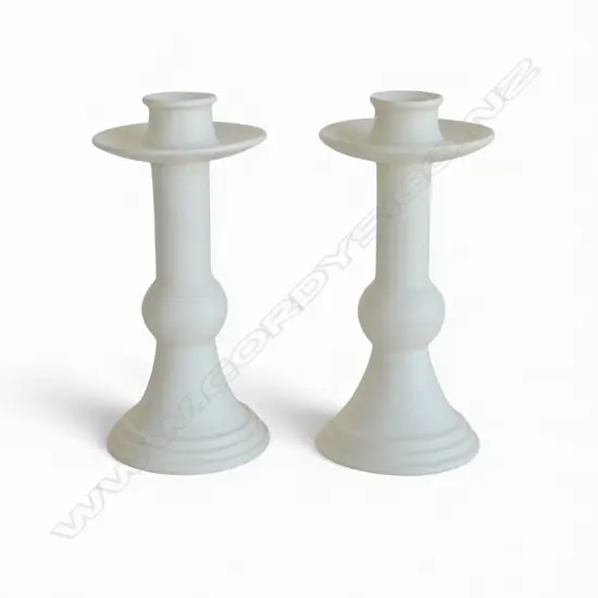 PR CROWN LYNN CANDLESTICKS H.170mm