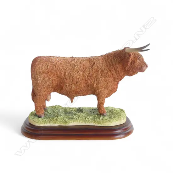 BORDER FINE ART CHINA MODEL HIGHLAND BULL L.200mm with box
