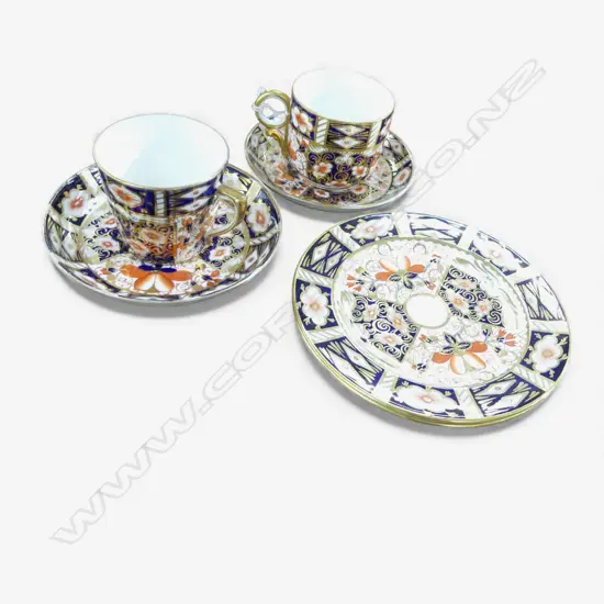 2 ROYAL CROWN DERBY IMARI PAT. TRIOS hairline to one cup