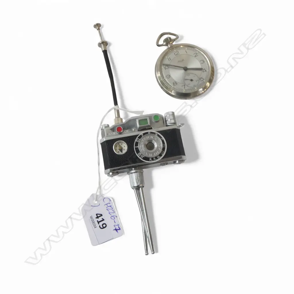 PART BOXED K.K.W. CAMERA LIGHTER + 20thC POCKET WATCH Image 1++