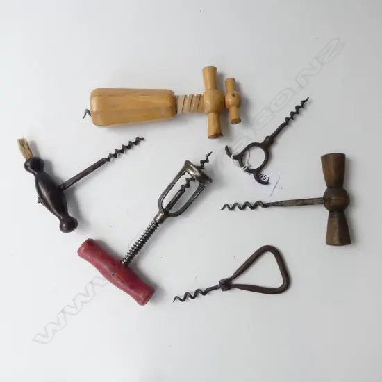 6 VINTAGE CORKSCREWS
