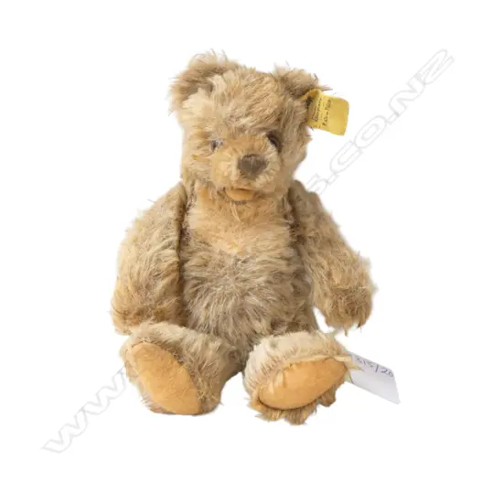 1950’S STEIFF ‘ZOTTY” TEDDY BEAR LABEL & BUTTON IN EAR, L.170MM 