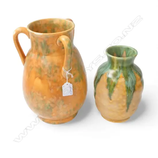 2 ENGLISH VASES, SHORTER w. SLIGHT CHIP TO BASE H.255 / 185mm