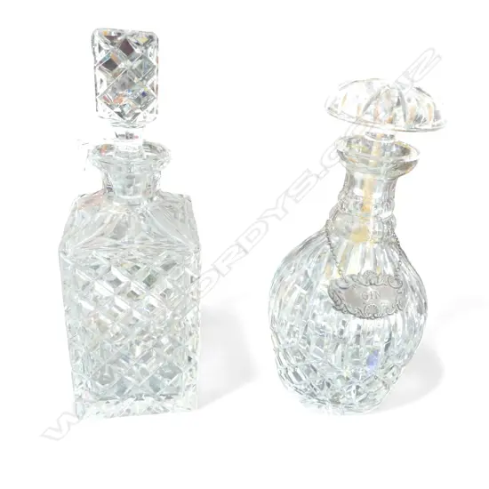 2 CRYSTAL DECANTERS, 1 w. STG SILVER 'GIN' BOTTLE LABEL H.255mm
