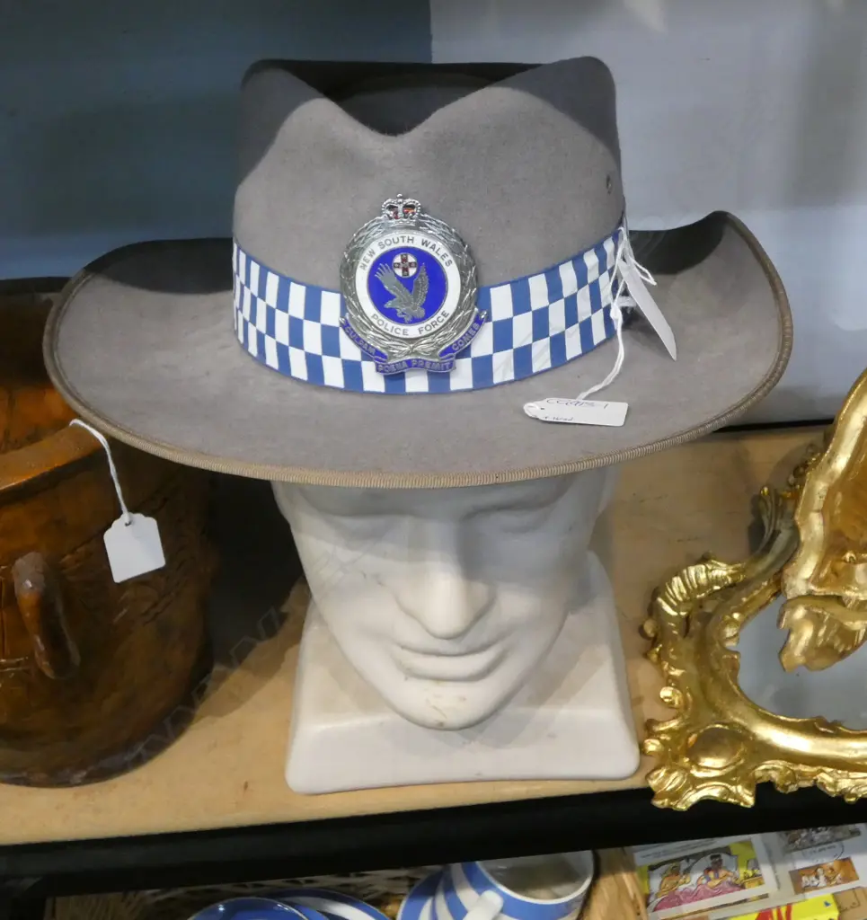 NEW SOUTH WALES POLICE HAT + MANIQUIN HEAD H.310mm Image 1++