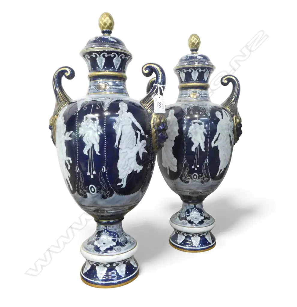 PR LIDDED VASES H.540mm Image 1++