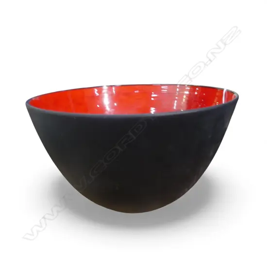 PETER COLLIS N.Z. STUDIO POTTERY BOWL H.185 Dia.290mm