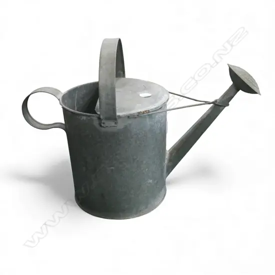 METAL WATERING CAN H.350mm