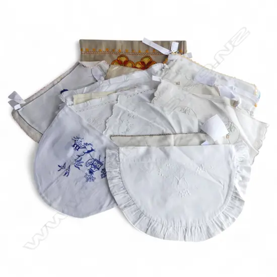 COLLECTION OF 20+ VINTAGE EMBROIDERED ETC TEA POT COSIES many labelled: 'Chain stitch / buttonhole...1950's' etc