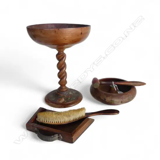 3 PCES TREEN; COMPORT H.295mm, NUT BOWL & HAMMER, CRUMB TRAY & BRUSH