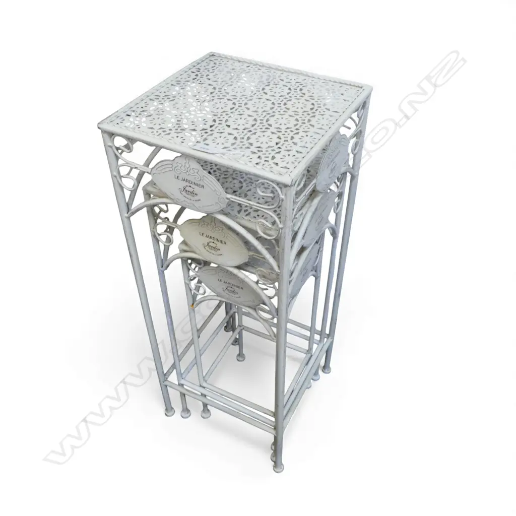3 METAL PLANT STANDS  Image 1++