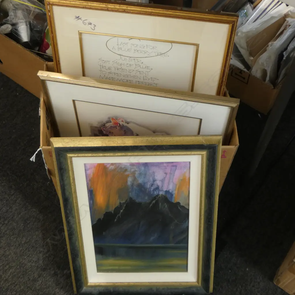 5 ASST. ARTWORKS... Image 1++