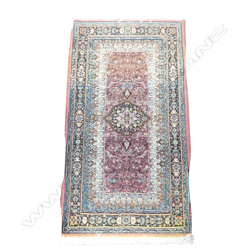 MACHINED RUG 1420x790mm Image 1++