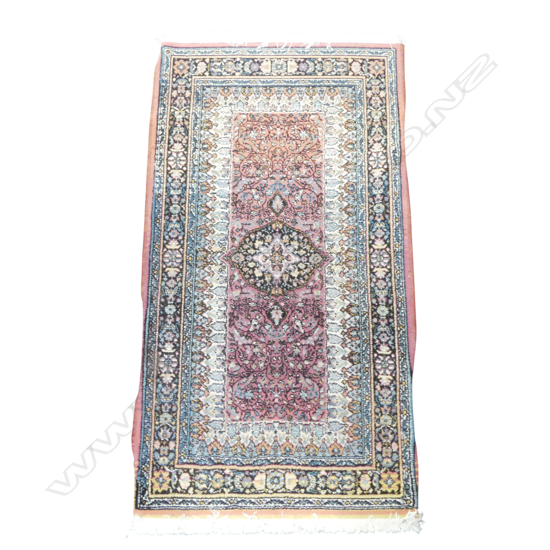 MACHINED RUG 1420x790mm