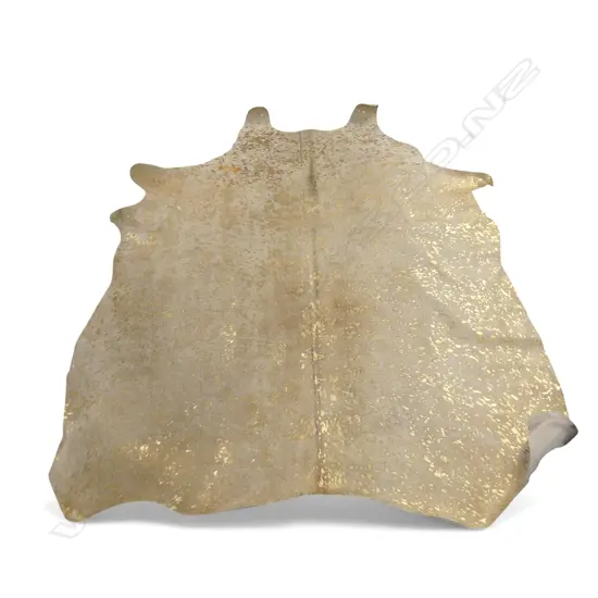 LG COW HIDE w. GOLD SPOTS 2300x1600mm