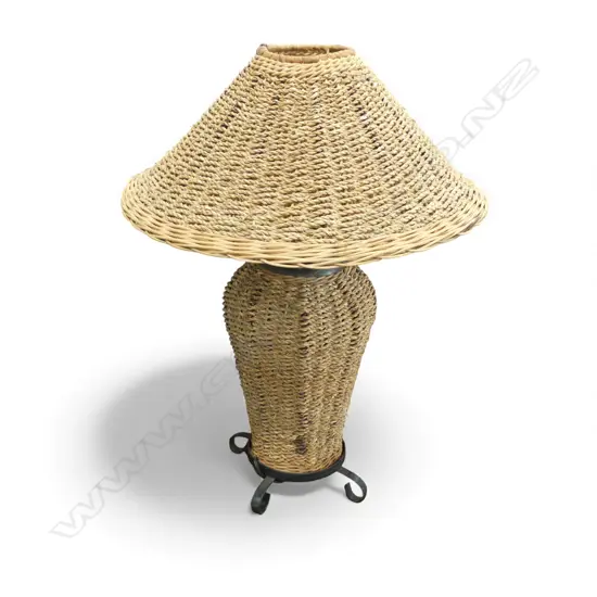 ROPE & RATTAN TABLE LAMP H.670mm
