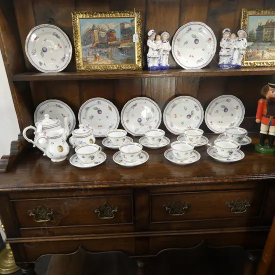 ITALIAN 'RICHARD GINORI' TEA SET + ENGLISH ASHET W.420mm