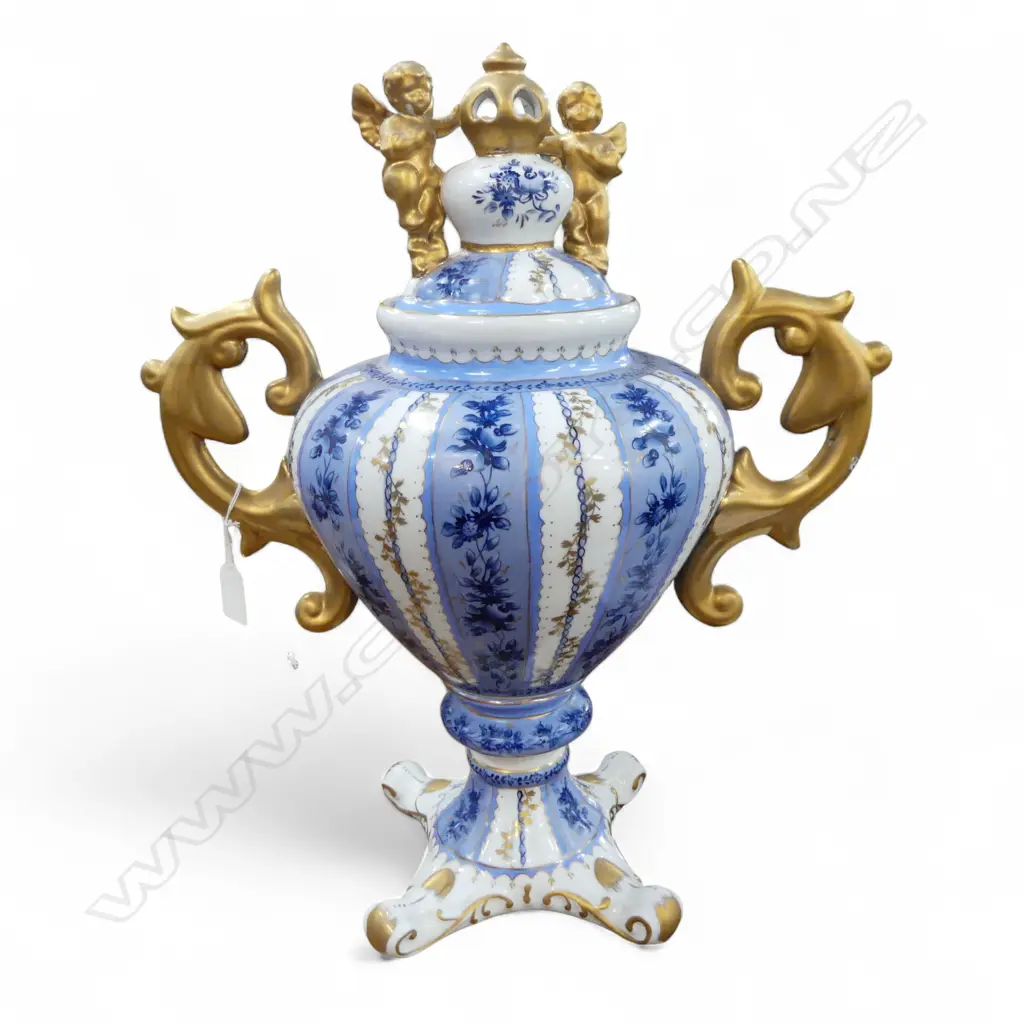 LIDDED VASE H.450mm Image 1++