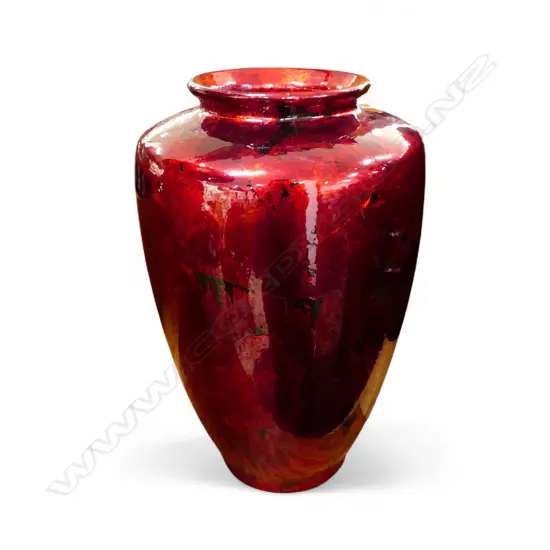 RED VASE H.330mm