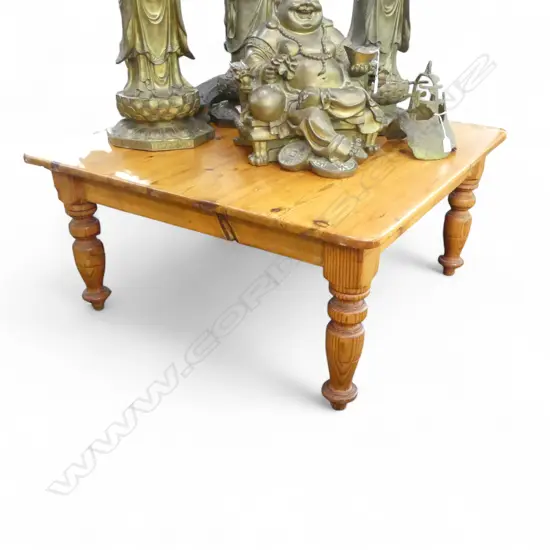 COFFEE TABLE 985x995x490mm