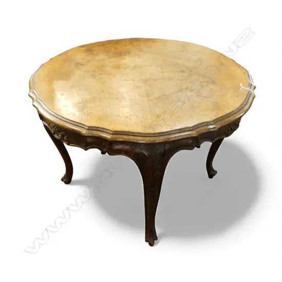 SMALL FRENCH STYLE WALNUT COFFEE TBALE Dia.670mm