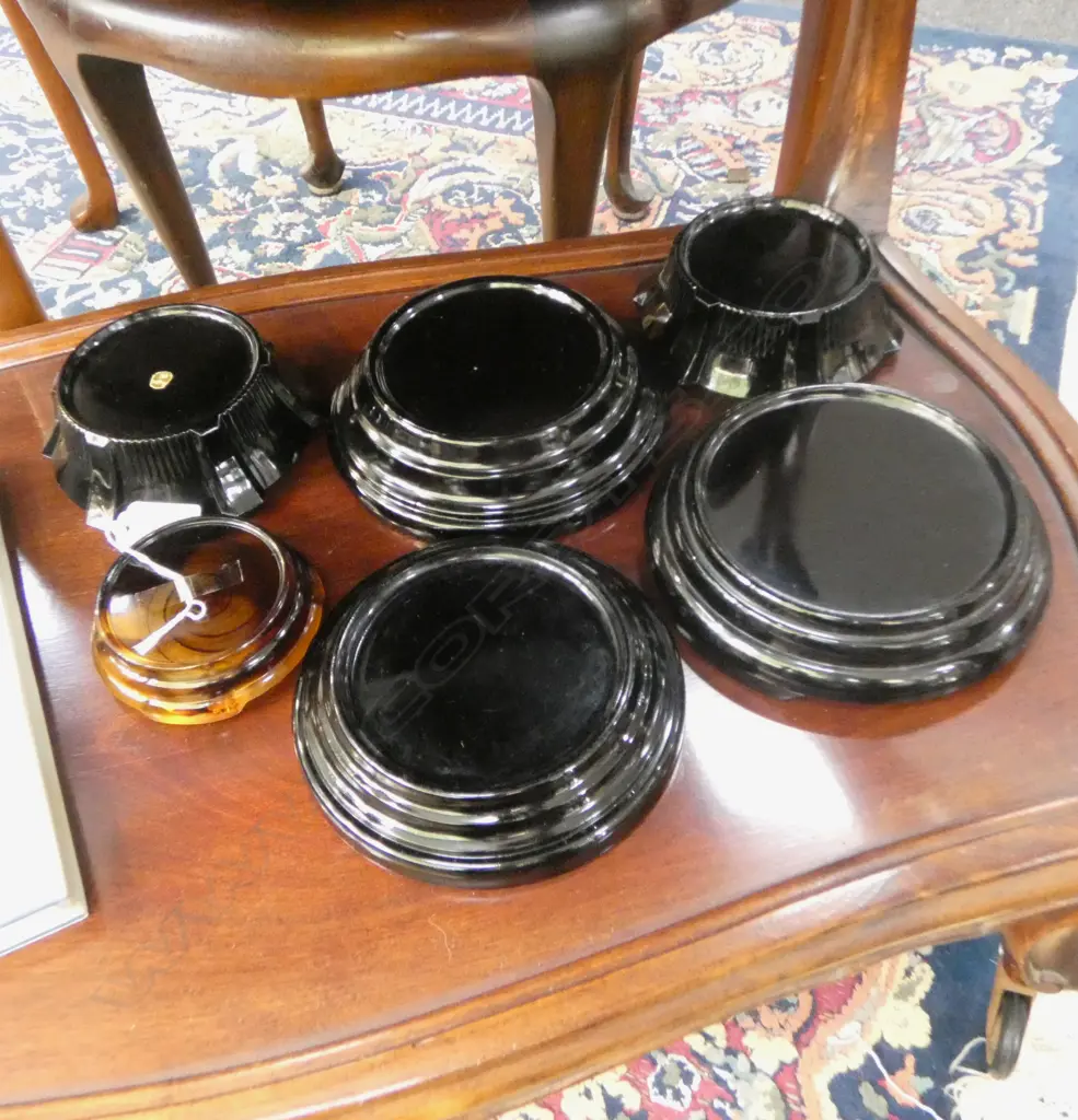 6 GLASS VASES STANDS 165mm dia Image 1++