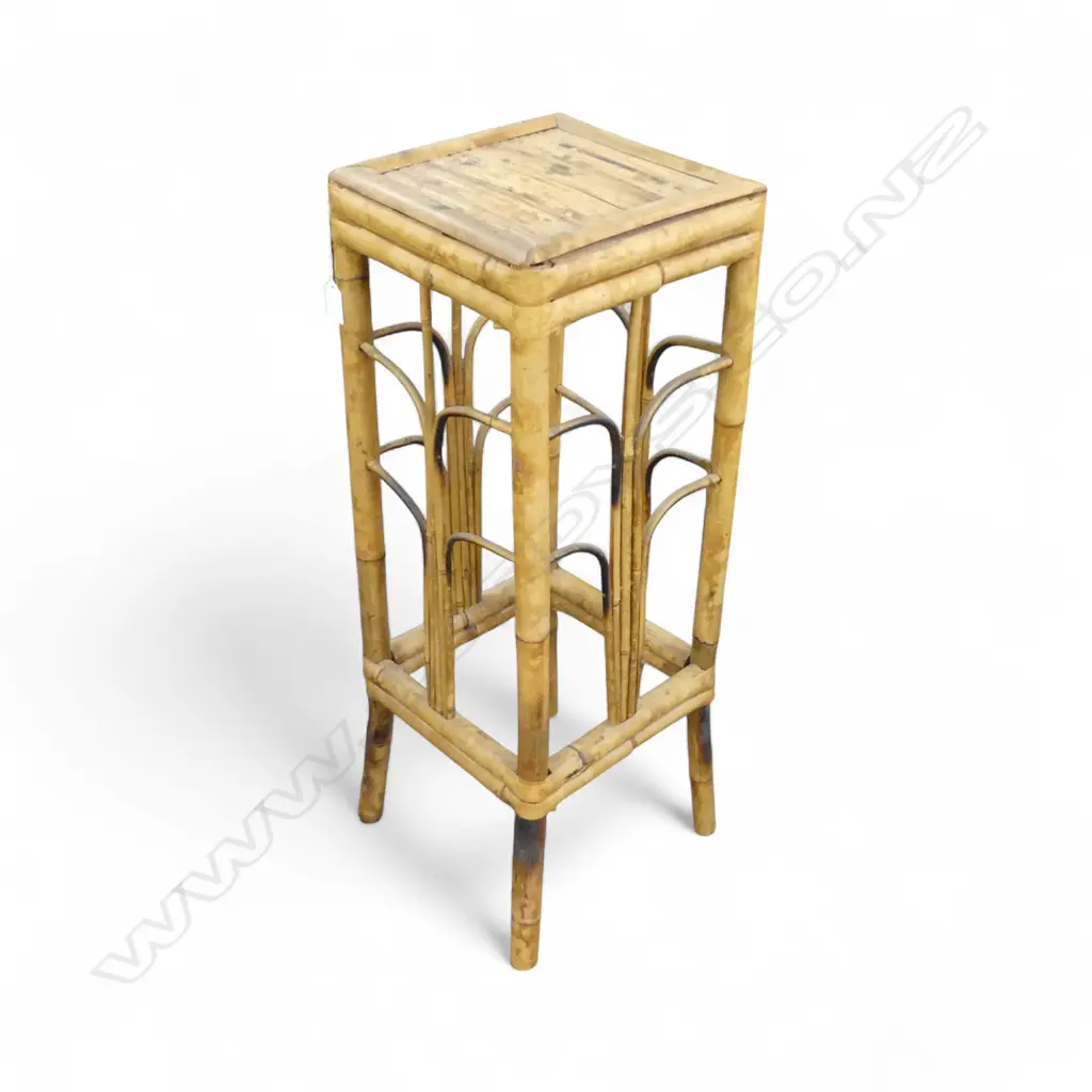 ORIENTAL CANE SIDE TABLE 270x270x725mm Image 1++
