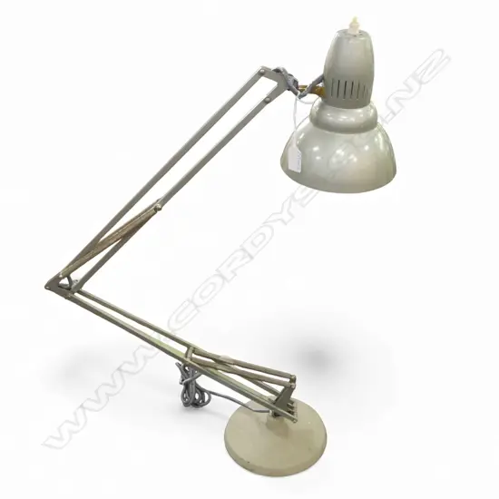 SUPERLUX ANGLE POISE TABLE LAMP