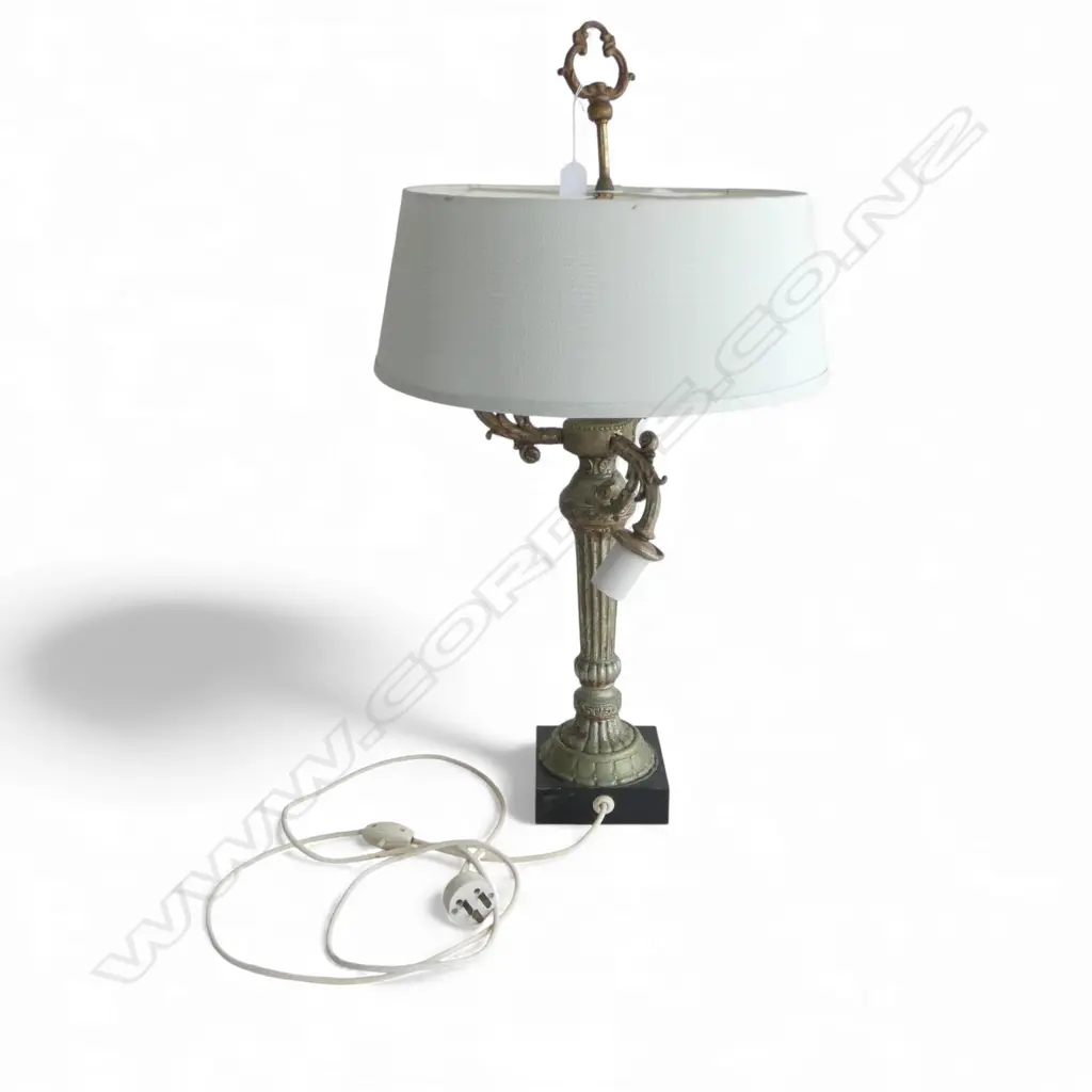 VINTAGE 3 LIGHT TABLE LAMP H.745mm, FAULTS Image 1++