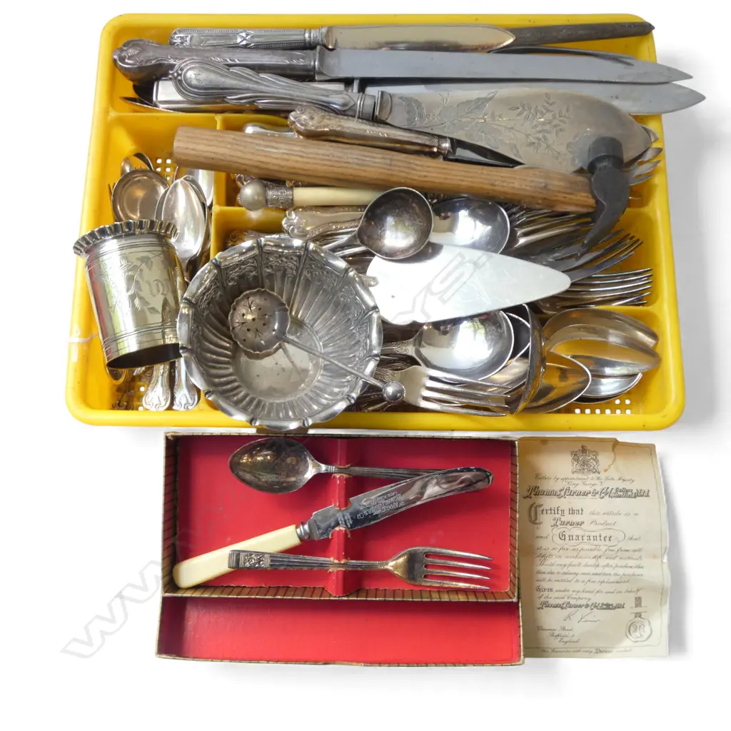 CUTLERY TRAY OF ASST. SILVER PLATE CUTLERY: part sets + tack hammer etc Image 1++