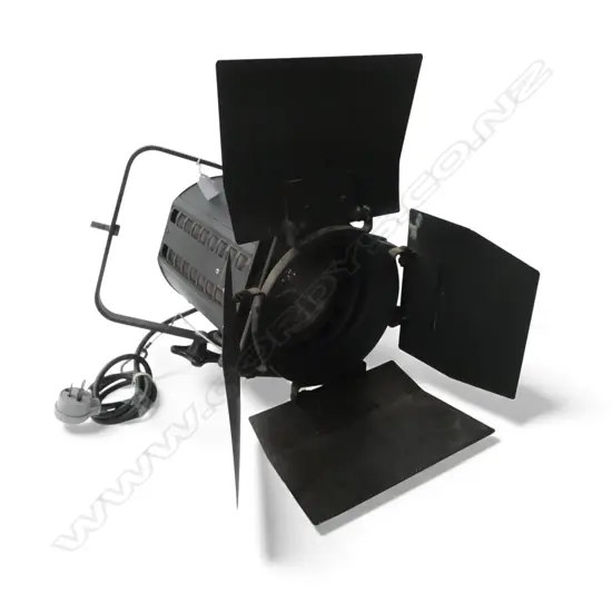 PHILIPS SELECON RAMA 150mm COMPACT 6 THEATRE LAMP