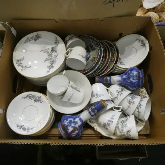 TEA SET, IMARI PLATES, PR VASES