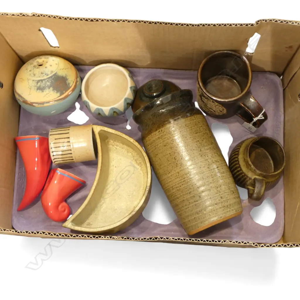 9 PCES ASST. STUDIO POTTERY INCL. STEVE FULLMER, DUNCAN SHEARER, BRENDAN ADAMS, HAMNER Image 1++