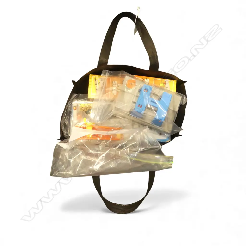 ASST. TOYS; MATCHBOX ETC Image 1++